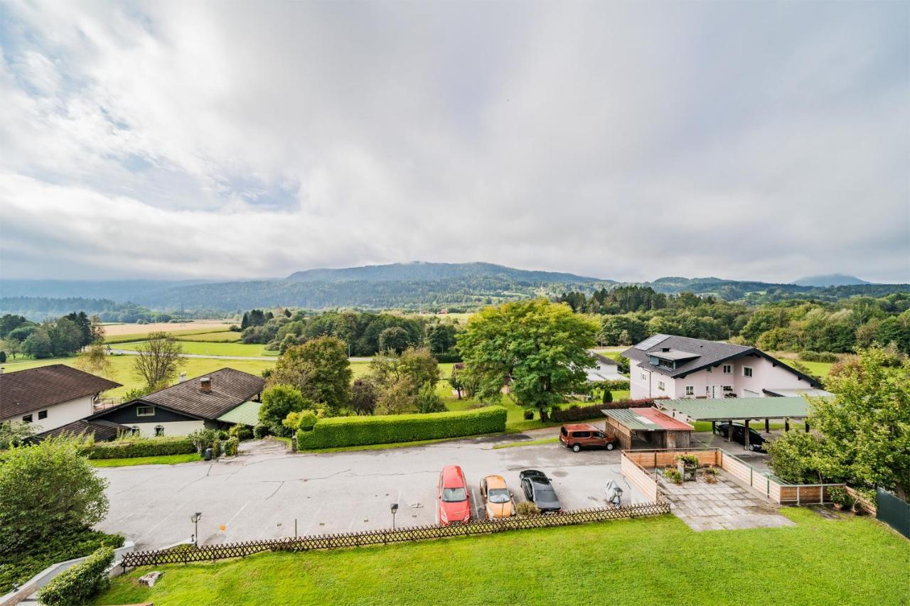 Panorama-Apartments In Unmittelbarer See-Nahe Schiefling am See Exterior photo